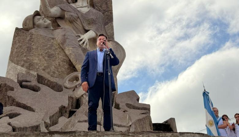 Arturo Rojas: “Nuestros héroes no son figuras de bronce, son vecinos nuestros y no nos alcanzará la vida para agradecerles”