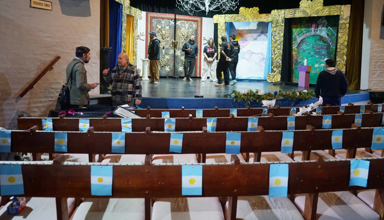 Se realizará una gran gala en el Teatro Municipal para recibir el 25 de Mayo