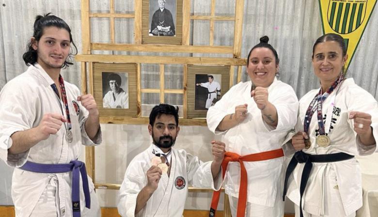 Necochea brilló en Uruguay: Rosa Parson ganó dos medallas de oro en el Sudamericano de Karate