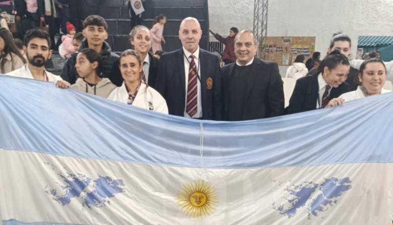 Gran actuación de karatecas necochenses en el Campeonato Sudamericano de Uruguay
