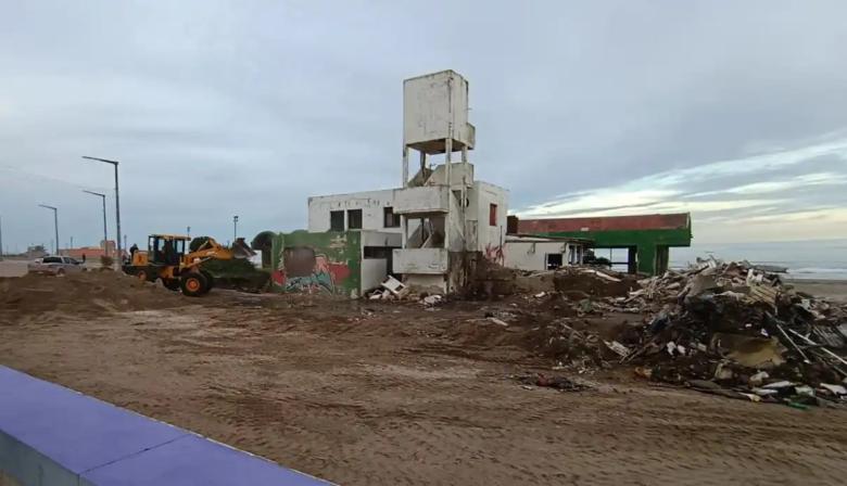 Una buena: comenzó la demolición del ex balneario ACA