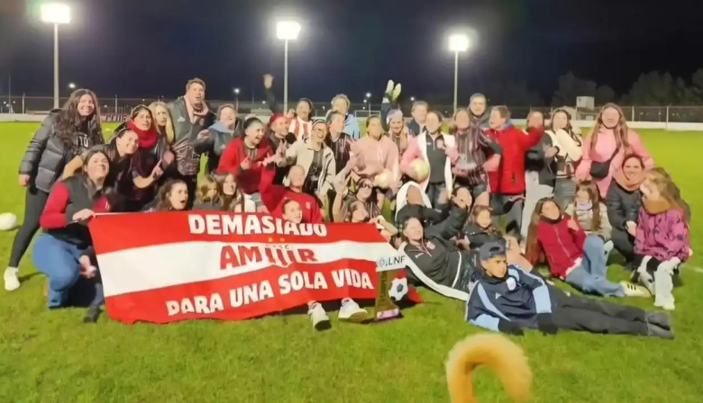 Fútbol femenino: Sportivo San Cayetano venció a Independiente por penales y se consagró campeón del Torneo Preparación