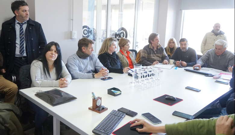 Ejecutivo y concejales trabajan en conjunto para abordar las problemáticas de seguridad del distrito
