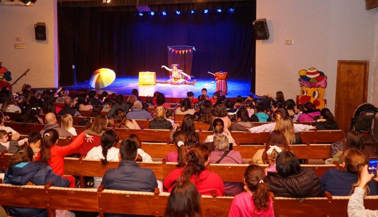 Teatro Municipal: las vacaciones de invierno llegan con dos semanas de espectáculos gratuitos para toda la familia
