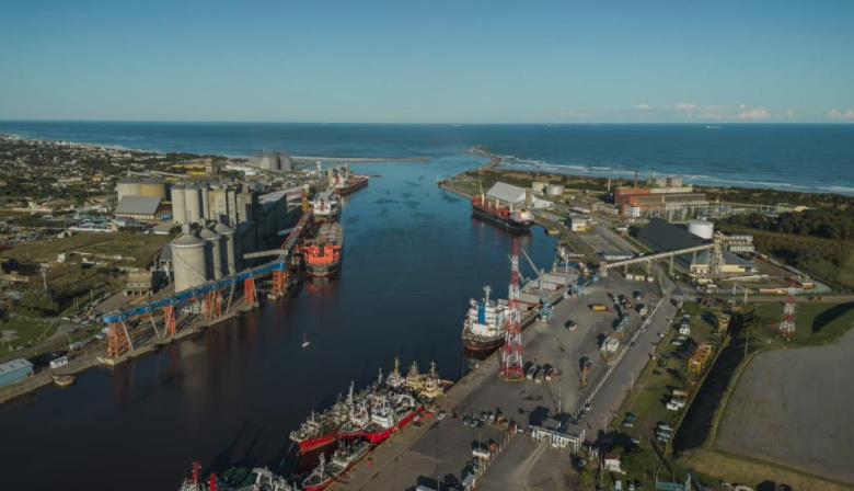Martín Petersen: "Puerto Quequén es una historia de esfuerzo colectivo que hoy explica buena parte del desarrollo de la región"