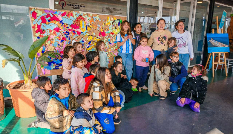 Alumnos del C.E.C. N° 803 disfrutaron de una jornada de arte, tecnología e identidad portuaria en el CIP