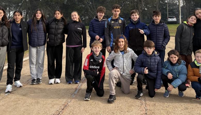 Fin de semana con doble participación para la Escuela Municipal de Atletismo