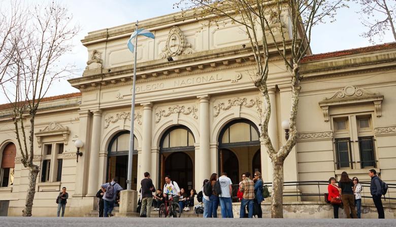 Paro docente con alta adhesión en Necochea: UDOCBA reclamó mejoras salariales y medidas contra la violencia escolar