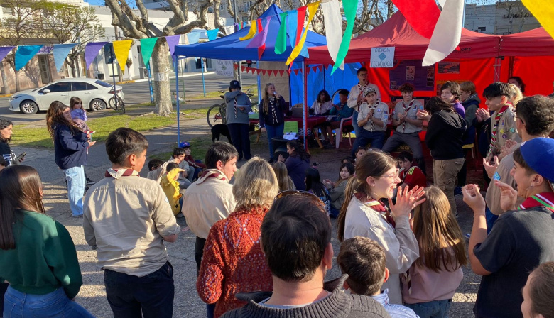Scouts de Santa María del Carmen organizan una venta de empanadas para financiar sus actividades educativas y campamentos