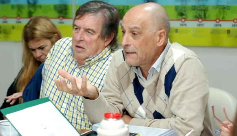 Más de dos años como concejal y todavía confunde las funciones del Municipio con las de la Provincia
