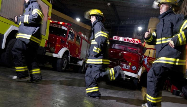 Bomberos Voluntarios de La Dulce se suman al sirenazo nacional para reclamar el pago de subsidios atrasados