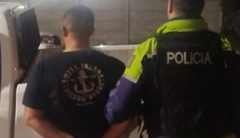 Aprehendieron a un hombre acusado de agredir a una mujer en Quequén