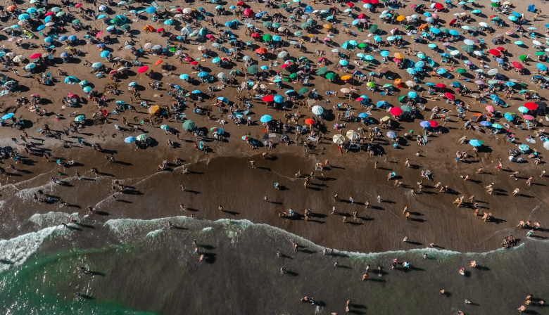 Balnearios de Necochea ya lanzaron la preventa y hay cautela por la próxima temporada