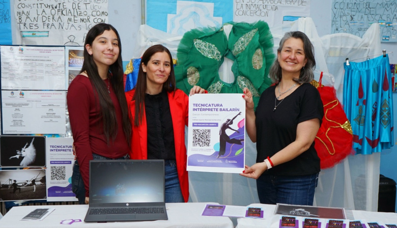 El Instituto Superior Municipal participó de la Muestra Educativa para estudiantes de Primaria