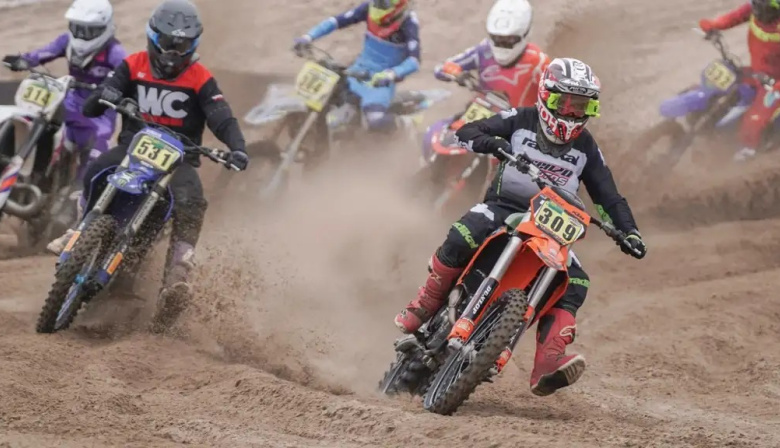 El Arena Series tuvo su penúltima fecha en Costa Bonita con casi 200 competidores y destacada presencia local