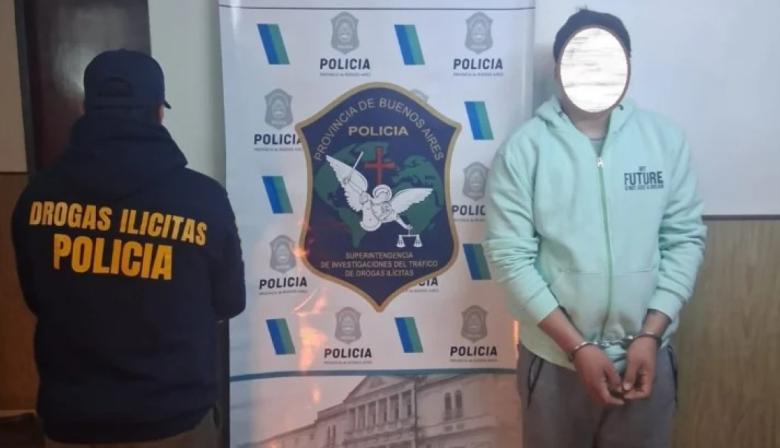 Detienen a un joven acusado de vender cocaína en su casa y por delivery