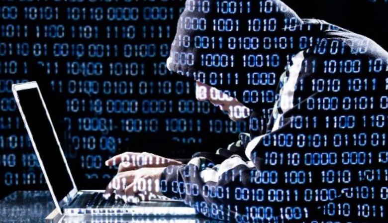 Delitos informáticos: una especialista alertó en Necochea sobre los riesgos de las redes sociales para los menores