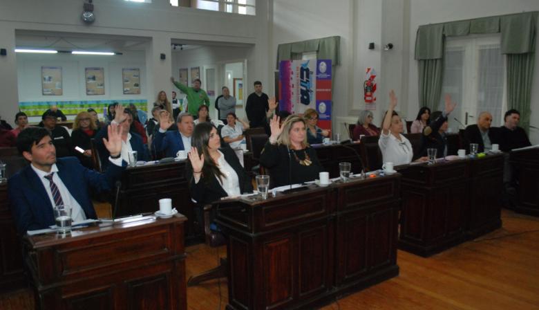 La emergencia del transporte y una contradicción difícil de explicar en el Concejo