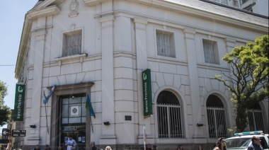 En abril los bancos volverán a atender en horario de invierno