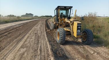 El Municipio anunció la compra de dos motoniveladoras y una pala cargadora mediante un nuevo leasing
