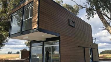 José “Cholo” Servat: de Necochea al país con más de mil casas Containers