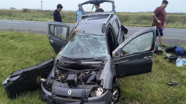 Impactante vuelco en ruta 2: tres jóvenes resultaron ilesos