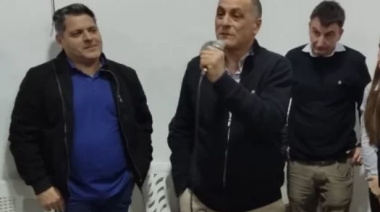 El bicicletero mostro las cartas y exploto La Libertad Avanza