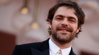 Peter Lanzani fue operado de urgencia por apendicitis tras sufrir una descompensación