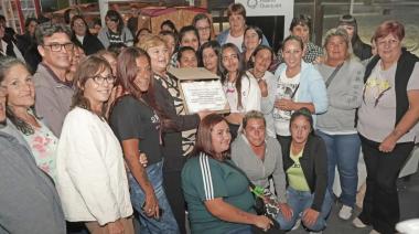 Puerto Quequén homenajeó a las trabajadoras de Engraucoop en el Día Internacional de la Mujer