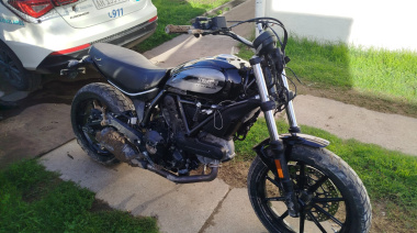 Hallan en Necochea una moto de alta gama con pedido de secuestro activo