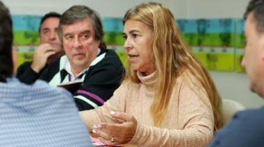 Almada sobre médicos en el interior: “No es fácil conseguir a alguien que quiera ir”