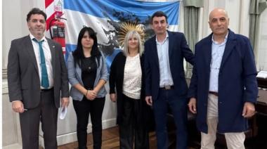 Mientras la Ruta 228 colapsa, los libertarios locales eligen las redes sociales antes que la gestión