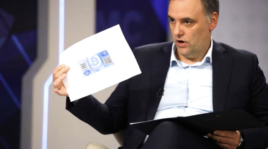 "Ahorramos en negro": las nuevas declaraciones de Adorni contradicen sus explicaciones anteriores y profundizan la polémica