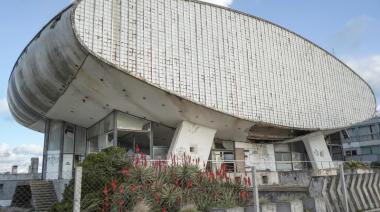 El municipio y el Colegio de Martilleros avanzan con la subasta del Teatro Auditórium