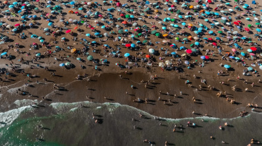 Balnearios de Necochea ya lanzaron la preventa y hay cautela por la próxima temporada