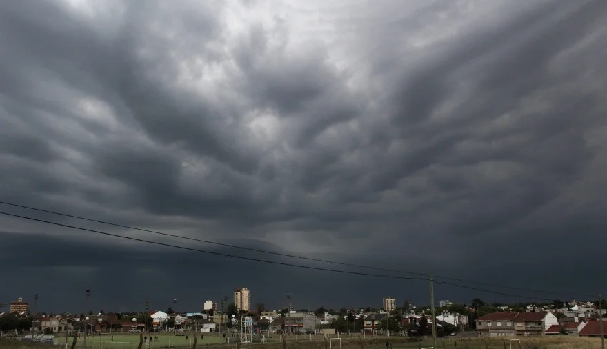 Temporal en Necochea: actualización del alerta naranja
