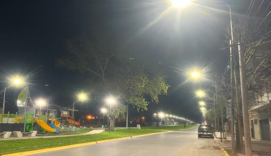 La Municipalidad avanza con el plan de recambio y mantenimiento del alumbrado público