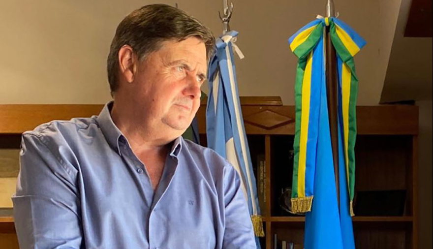 Miguel Gargaglione se recupera tras una cirugía cardíaca y extiende su licencia como intendente de San Cayetano