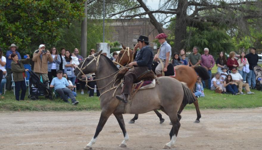 Claraz celebró un nuevo aniversario con un emotivo mensaje del intendente Arturo Rojas