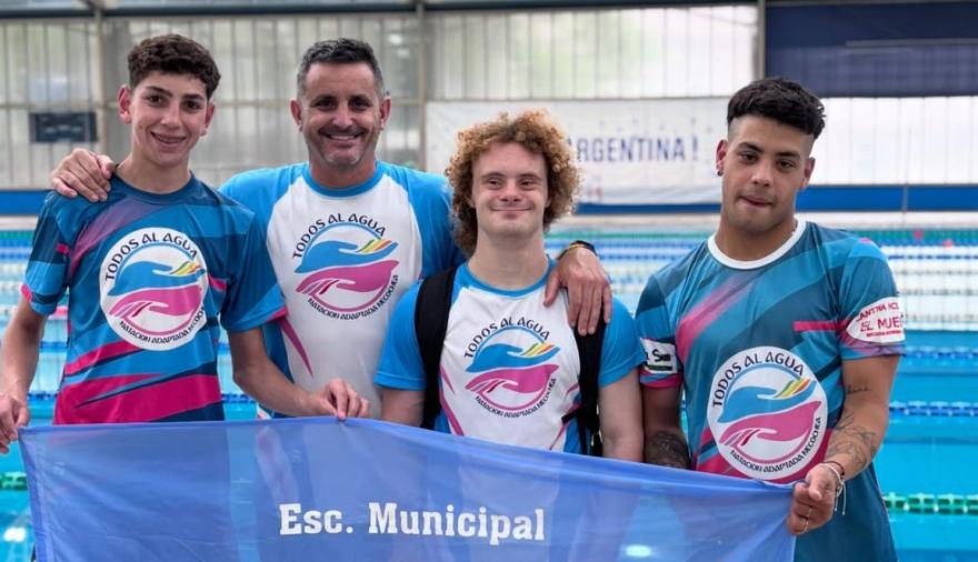 Destacada actuación de la Escuela Municipal en el Open Internacional de natación adaptada