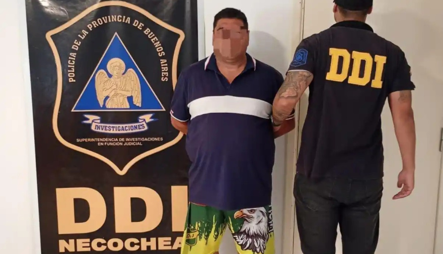 Allanaron una vivienda y aprehendieron a un hombre acusado de balear a un vecino en Quequén