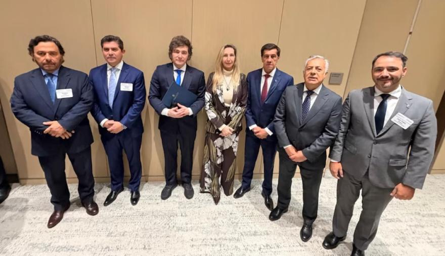 Javier Milei aseguró que los empresarios que defienden la industria nacional son “unos chorros”