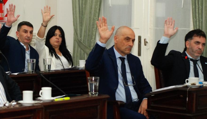 “Que nos diga Cerezuela dónde está Reim, que nos diga Caballero y Valiente dónde está Vieytez”