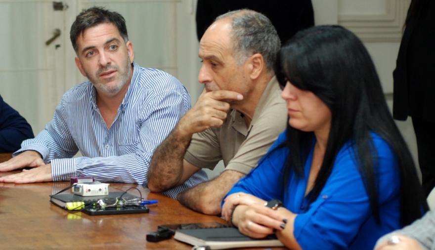 EDITORIAL: Cumplir órdenes a costa de sus conciudadanos