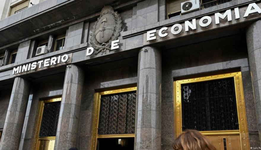 Golpe a las provincias: caen los fondos nacionales y crece la preocupación por las finanzas locales