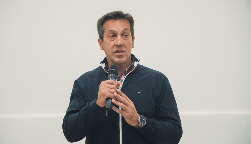 Rojas advirtió por la crisis en los municipios y cuestionó el manejo de fondos por parte de Nación