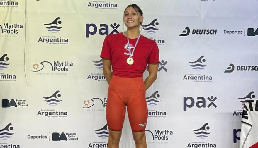 Angiolini ganó tres títulos y batió récords en el Nacional de Natación Juvenil