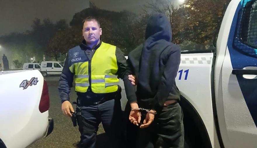 Aprehenden a un “trapito” acusado de extorsionar a tres mujeres a la salida del bingo