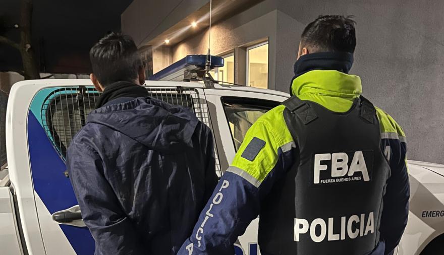 Dos jóvenes fueron aprehendidos tras intentar robar en una obra en construcción de Quequén