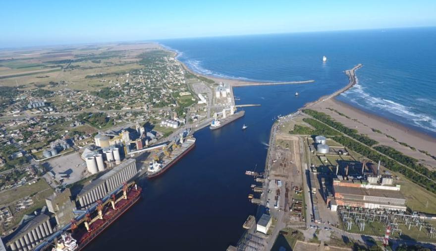 Puerto Quequén ratificó dos ejes clave: refulado costero y recuperación integral de la Avenida Brown
